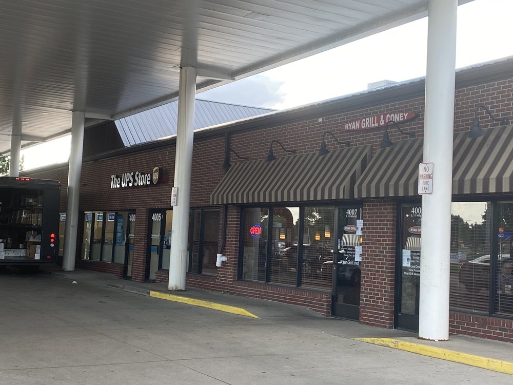 THE UPS STORE 15 Photos 4005 E Eleven Mile Rd, Warren, Michigan