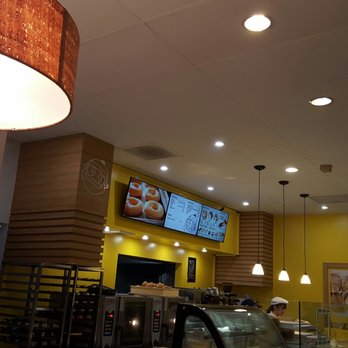 Beard Papa's - The view - Desserts Near Me - Los Angeles, California Beard Papa's - The view - Desserts Near Me - Los Angeles, California