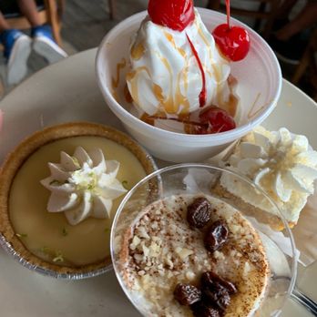 Whale Harbor Restaurant & Seafood Buffet - Desserts are plentiful - Seafood Near Me - Islamorada, Florida