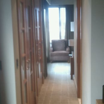 Grand Hyatt - Room 2503 hall. (corner room) - Hotels Near Me - Seattle, Washington Grand Hyatt - Room 2503 hall. (corner room) - Hotels Near Me - Seattle, Washington