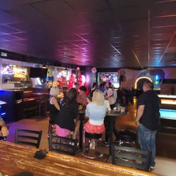 The Lyndon Station Bar and Grill - Cold beer, great food and a very friendly atmosphere