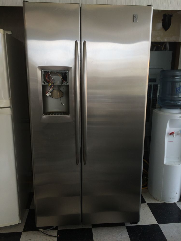 CHUCK’S USED APPLIANCES Updated September 2024 116 N Broadway Ave