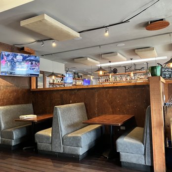Blackbird Public House - the bar and seating - American Near Me - Denver, Colorado Blackbird Public House - the bar and seating - American Near Me - Denver, Colorado