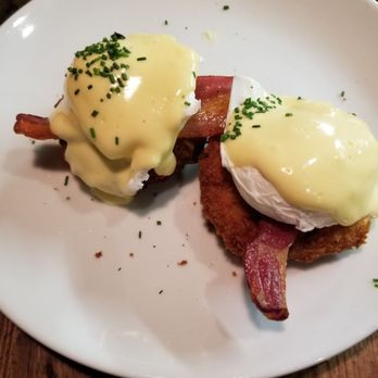 Ozone Coffee - Poached eggs on top of fried mashed potatoes - Coffee & Tea Near Me - London, XGL