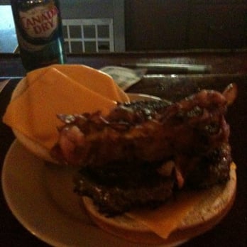 Krug's Tavern - Dive Bars Near Me - Newark, New Jersey