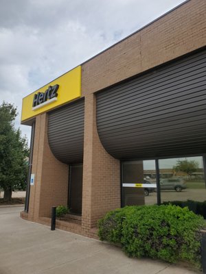 HERTZ RENT A CAR - Updated July 2025 - 39 Reviews - 6605 Northwest Expy