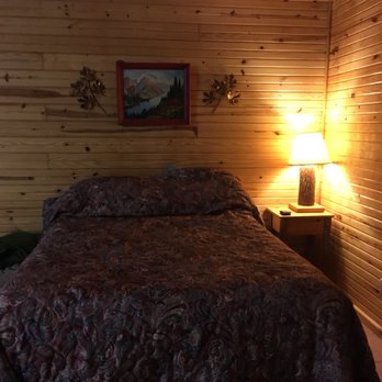 Ozark Cabins - Vacation Rentals Near Me - Eureka Springs, Arkansas