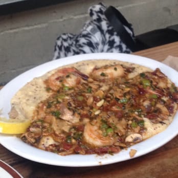 Pine State Biscuits - Shrimp and grits - Southern Near Me - Portland, Oregon