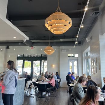 Hometown Coffee & Juice - Juice Bars & Smoothies Near Me - Lake Forest, Illinois