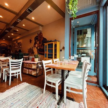 Cocina Chente - Indoor seating - Mexican Near Me - Bronx, New York Cocina Chente - Indoor seating - Mexican Near Me - Bronx, New York