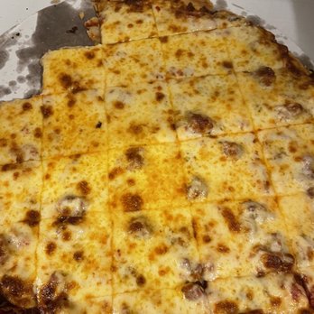 Lou Malnati's Pizzeria - 1/2 cheese 1/2 sausage pepperoni. The person cutting didn't split the pizza the right way. It's on a diagonal lol. - Pizza Near Me - Schererville, Indiana Lou Malnati's Pizzeria - 1/2 cheese 1/2 sausage pepperoni. The person cutting didn't split the pizza the right way. It's on a diagonal lol. - Pizza Near Me - Schererville, Indiana