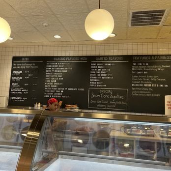 Jeni's Splendid Ice Creams - Menu - Ice Cream & Frozen Yogurt Near Me - Austin, Texas Jeni's Splendid Ice Creams - Menu - Ice Cream & Frozen Yogurt Near Me - Austin, Texas