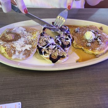Snooze, an A.M. Eatery - Flight of 3 pancakes - Breakfast & Brunch Near Me - Austin, Texas