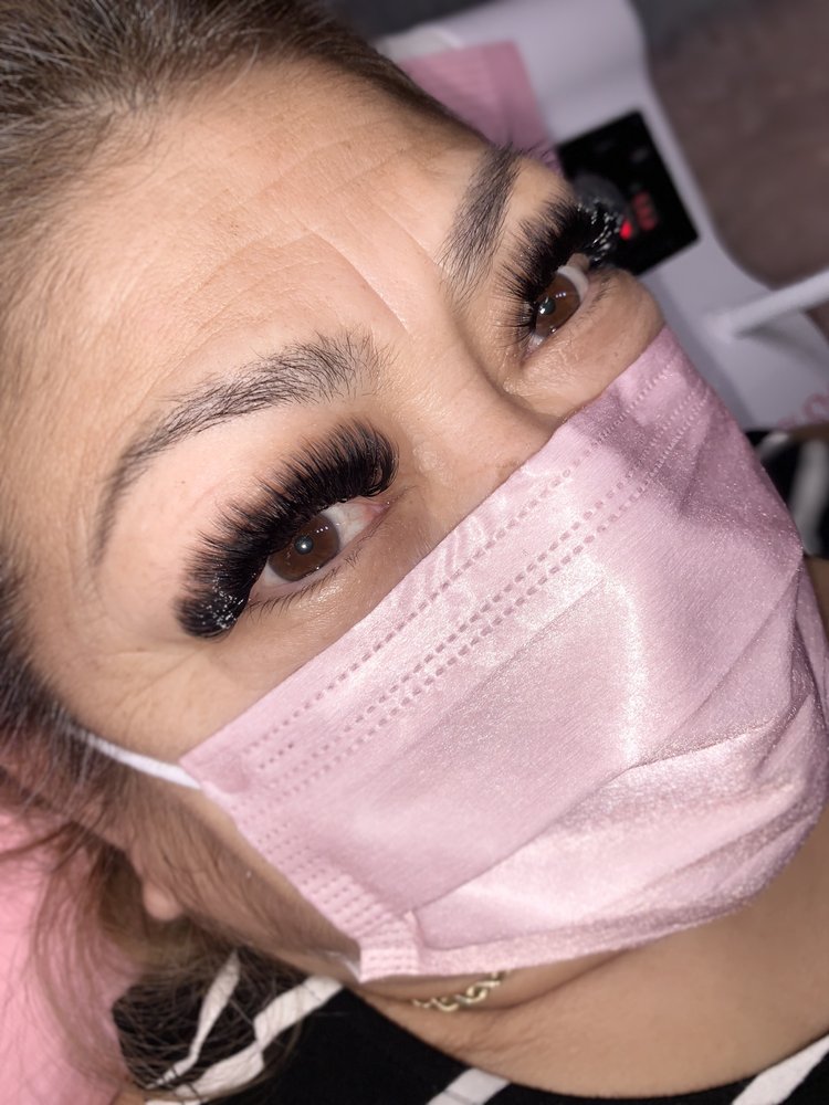 Her Little Secret Eyelash Extensions Logo