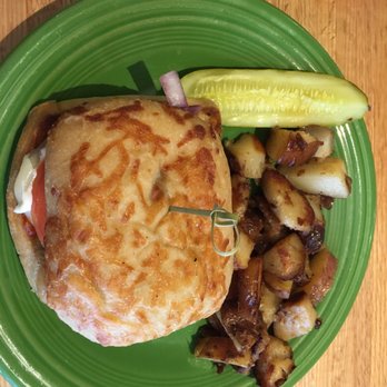 Tucker's - American Near Me - Concord, New Hampshire