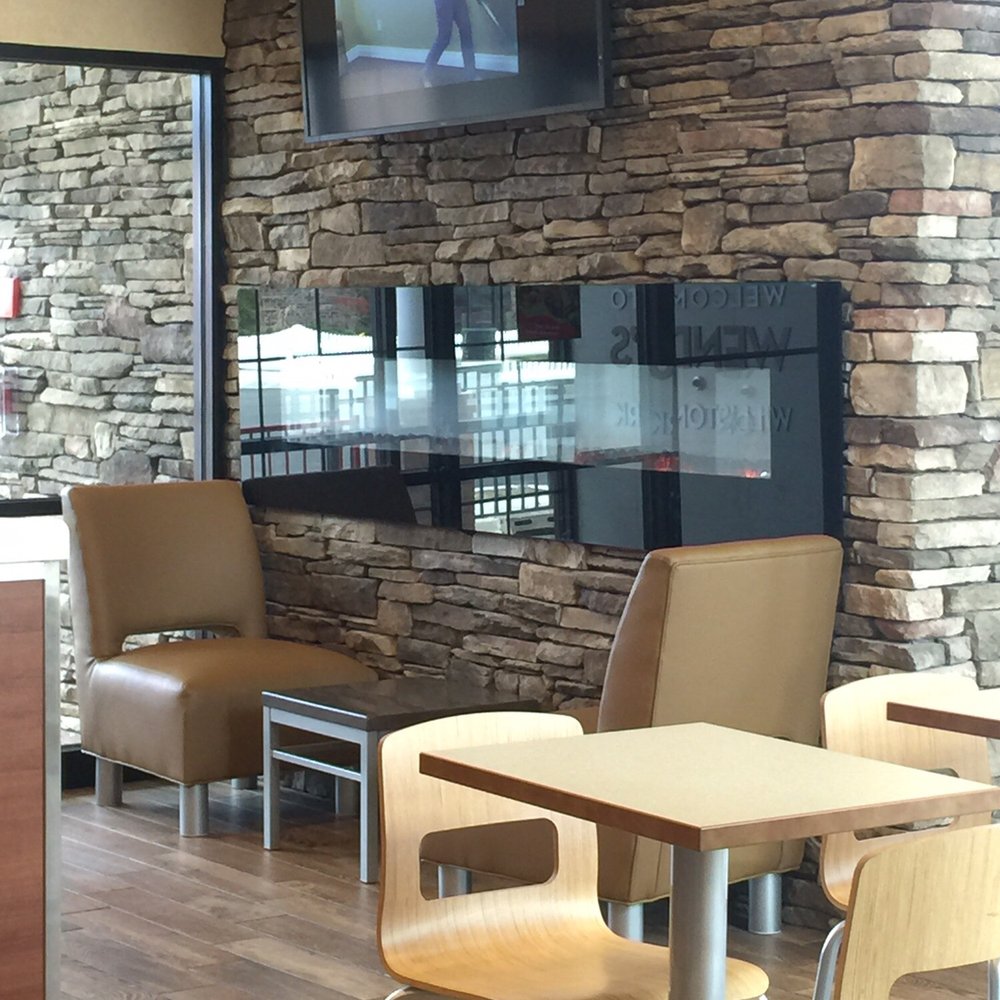 Wendy's - Fast Food Near Me - Williston Park, New York Wendy's - Fast Food Near Me - Williston Park, New York