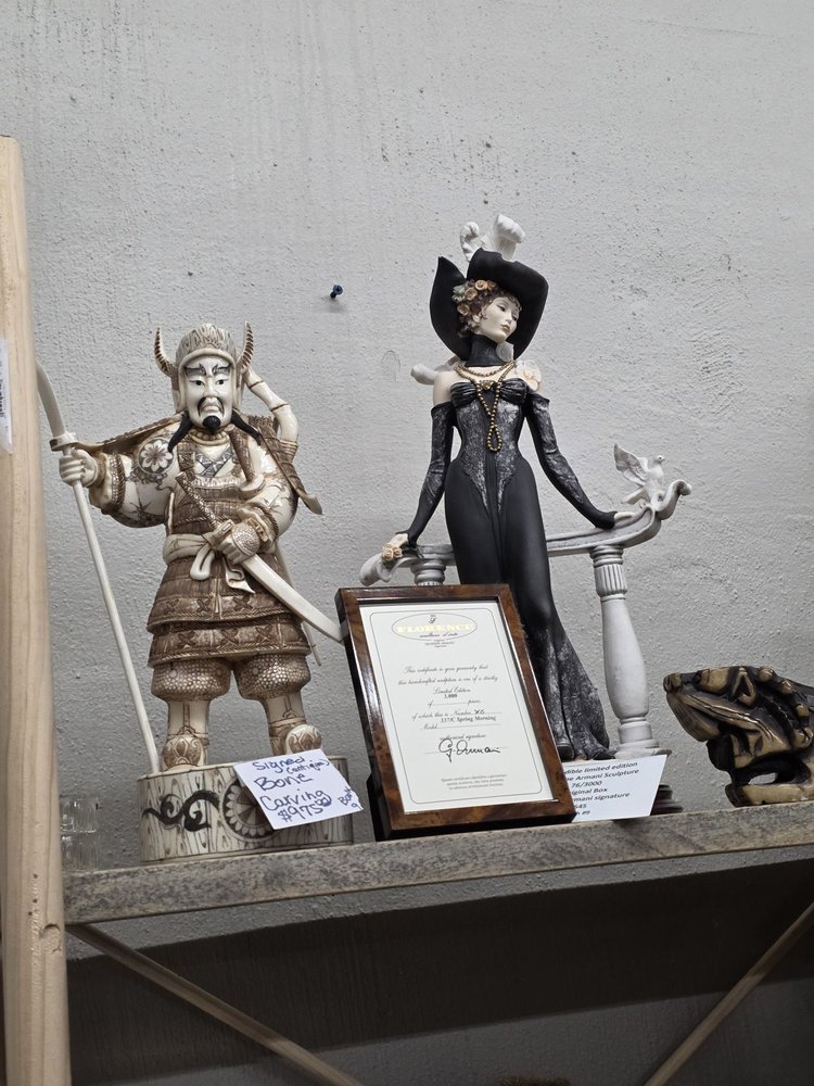 Willow Tree Antiques & Primitives