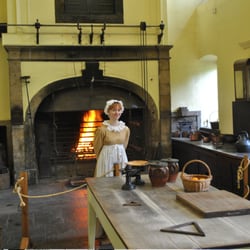 Culzean Castle - The kitchen and staff