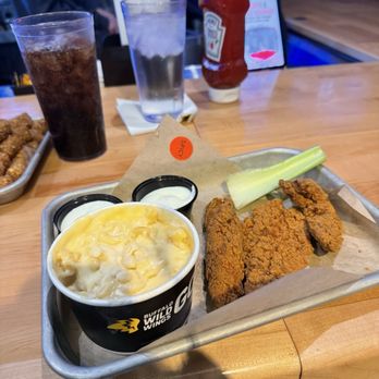 Buffalo Wild Wings - American Near Me - Glendale, Arizona Buffalo Wild Wings - American Near Me - Glendale, Arizona