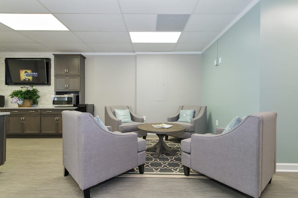 HILL BARBOUR REALTY Updated October 2024 13 Photos 2306 S Church