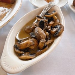 Cliffs Steakhouse - Side of mushrooms that wasn't on their online menu