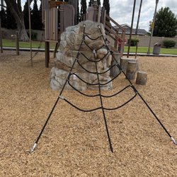 Handy Park - Playground