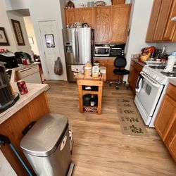 A+ Maintenance and Repair - New floor in kitchen