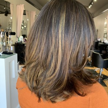 Salon Sur La Rue - Hair Salons Near Me - San Mateo, California