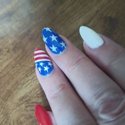 LUX Spa & Nails - Happy 4th of July!