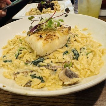 Spenard Roadhouse - Halibut - New American Near Me - Anchorage, Alaska Spenard Roadhouse - Halibut - New American Near Me - Anchorage, Alaska