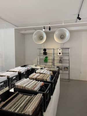 Silence Please by null