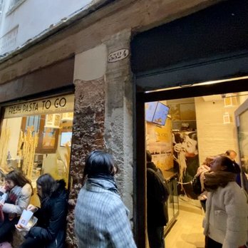 Dal Moro's - The storefront and entrance of the always busy Dal Moro's - Fast Food Near Me - Venezia, VE Dal Moro's - The storefront and entrance of the always busy Dal Moro's - Fast Food Near Me - Venezia, VE
