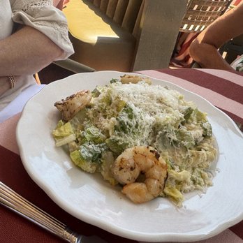 Alphabet Bar & Grill - Caesar salad with shrimp - Wine Bars Near Me - Los Angeles, California