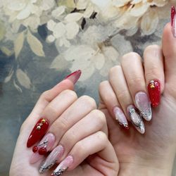 Lunar Nail Spa