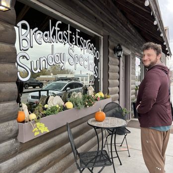 Wild Thistle - Gotta hot date to check out this cute coffee shop with me - Cafes Near Me - Santaquin, Utah Wild Thistle - Gotta hot date to check out this cute coffee shop with me - Cafes Near Me - Santaquin, Utah