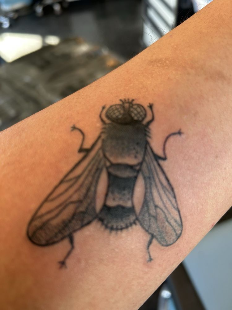 Mission Tattoo Logo