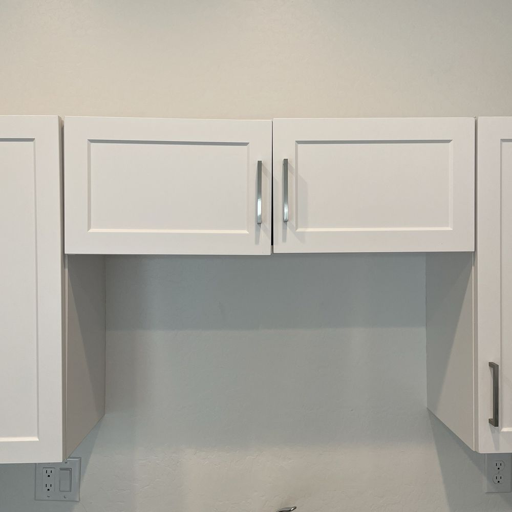 Hampton Meridian - Sagging cabinets - Apartments Near Me - Apache Junction, Arizona Hampton Meridian - Sagging cabinets - Apartments Near Me - Apache Junction, Arizona