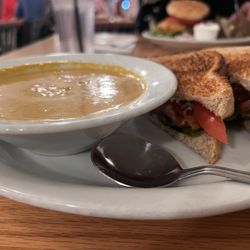 Esquire Restaurant