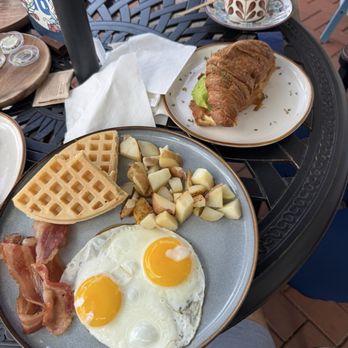 Coffee For The Soul - Full breakfast and Breakfast Sandwich - Coffee & Tea Near Me - Kissimmee, Florida
