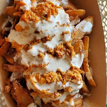 Detroit Fleat - Buffalo Loaded Fries - Beer, Wine & Spirits Near Me - Ferndale, Michigan