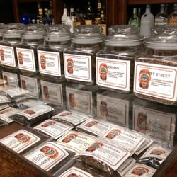 Dean's Fine Cigars - Premium House Blends of rolling & pipe tobaccos