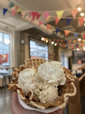 Jeni's Splendid Ice Creams by null