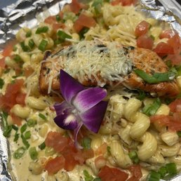Creamy pasta w. Salmon Creamy pasta w. Salmon
