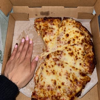 Luigi's Restaurant - A 'large' cheese pizza - Pizza Near Me - Akron, Ohio