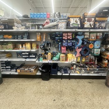 Five Below - Pet section - Toy Stores Near Me - Zachary, Louisiana Five Below - Pet section - Toy Stores Near Me - Zachary, Louisiana