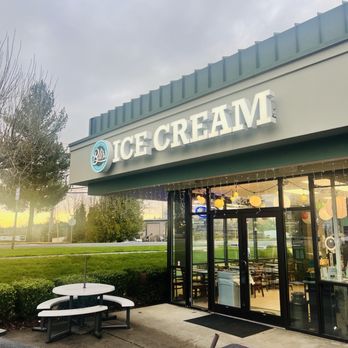 Bliss Small Batch Creamery - Ice Cream & Frozen Yogurt Near Me - Snohomish, Washington