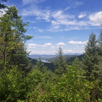 Liberty Lake Loop Trail - Near the top, a nice view of Liberty lake - Hiking Near Me - Liberty Lake, Washington