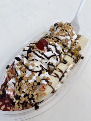 Bee Queen Dairy & Grill by null