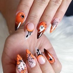 Mai Nail Bar - Please call for your appointment (636)314-2992