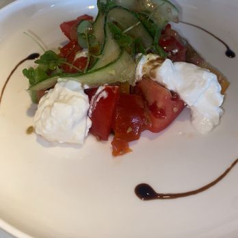 Le Jardinier - Tomato and Burrata Salad - French Near Me - Miami, Florida